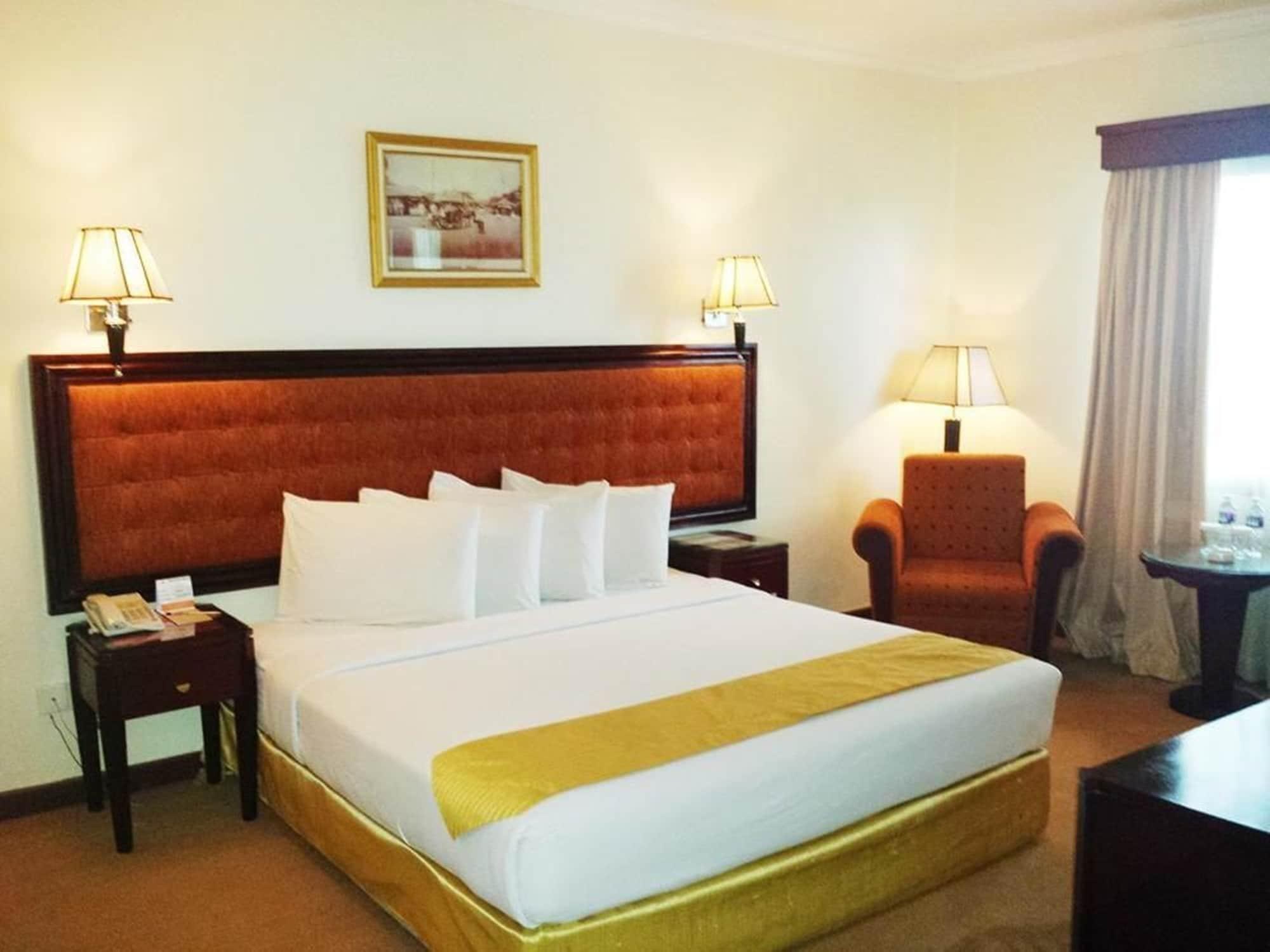Harbourbay Amir Hotel Batam Extérieur photo