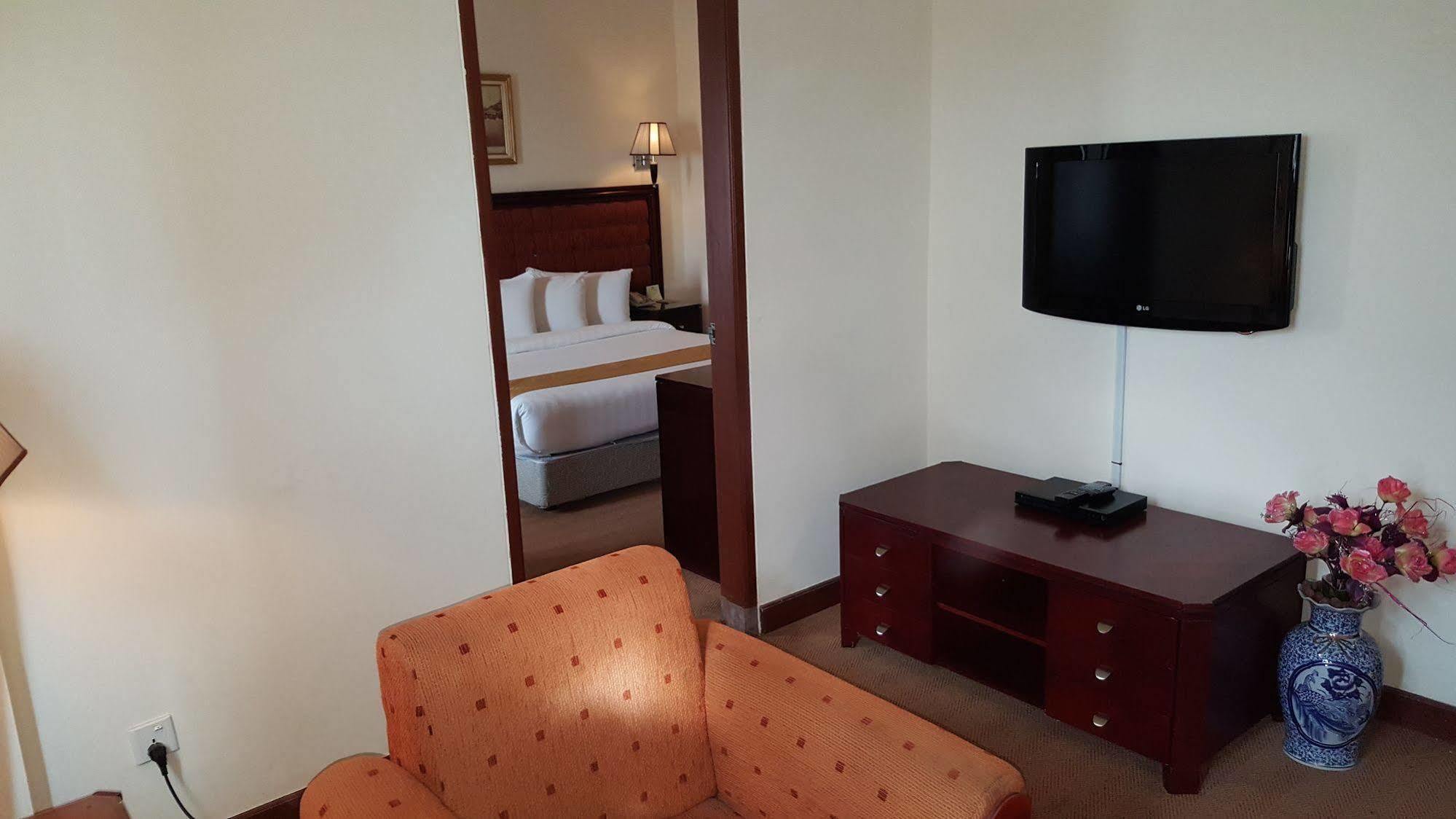 Harbourbay Amir Hotel Batam Extérieur photo